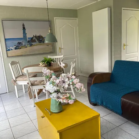 Vakantiehuis Warmehuisje.nl Warmenhuizen